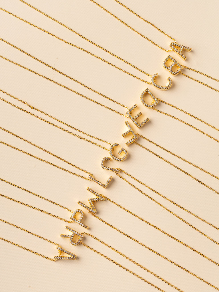 Cadena Letters