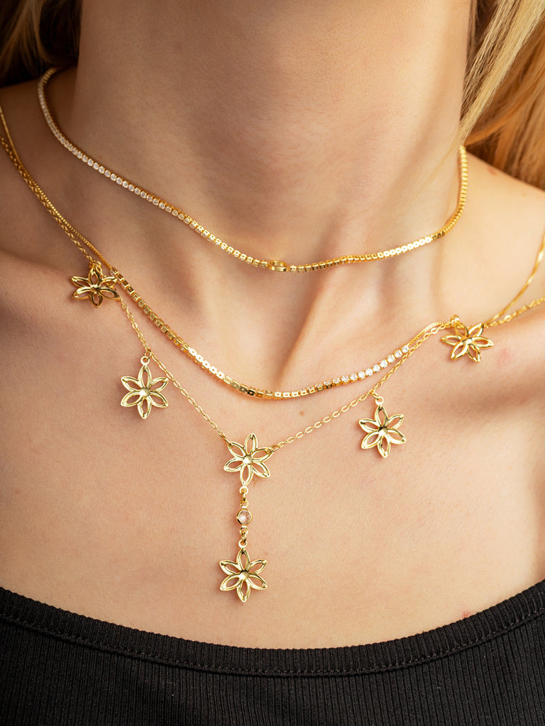 Cadena Flowers
